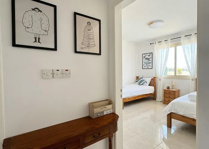 Apartament Royal-seacrest Oasis, Pool-side *