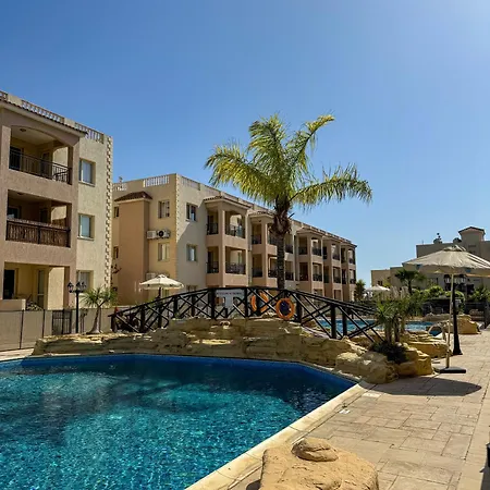 דירה Royal-seacrest Oasis, Pool-side