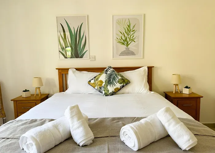 Royal-seacrest Oasis, Pool-side Apartmán *