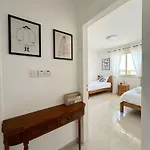 Appartement Royal-seacrest Oasis, Pool-side *